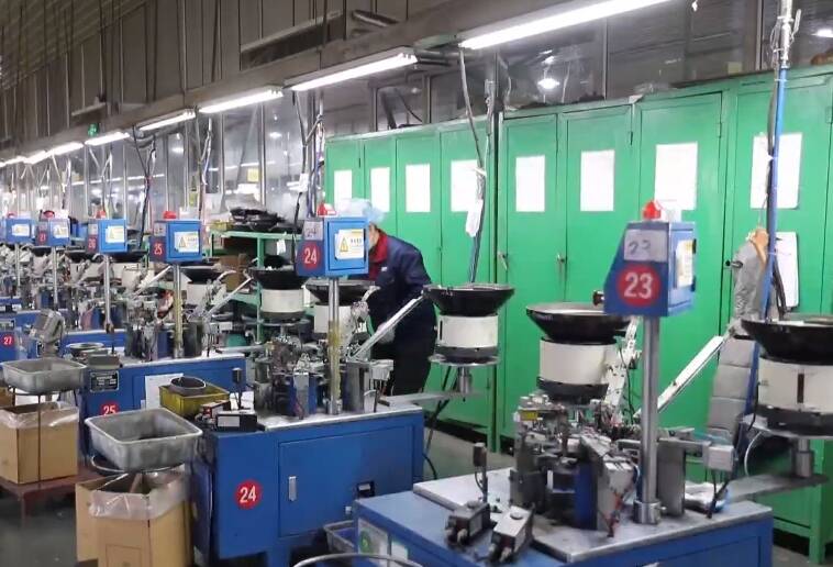 高鐵技術(shù)轉(zhuǎn)讓其實不是問題,我即使把全套中國圖紙和標準都發(fā)給你越南,